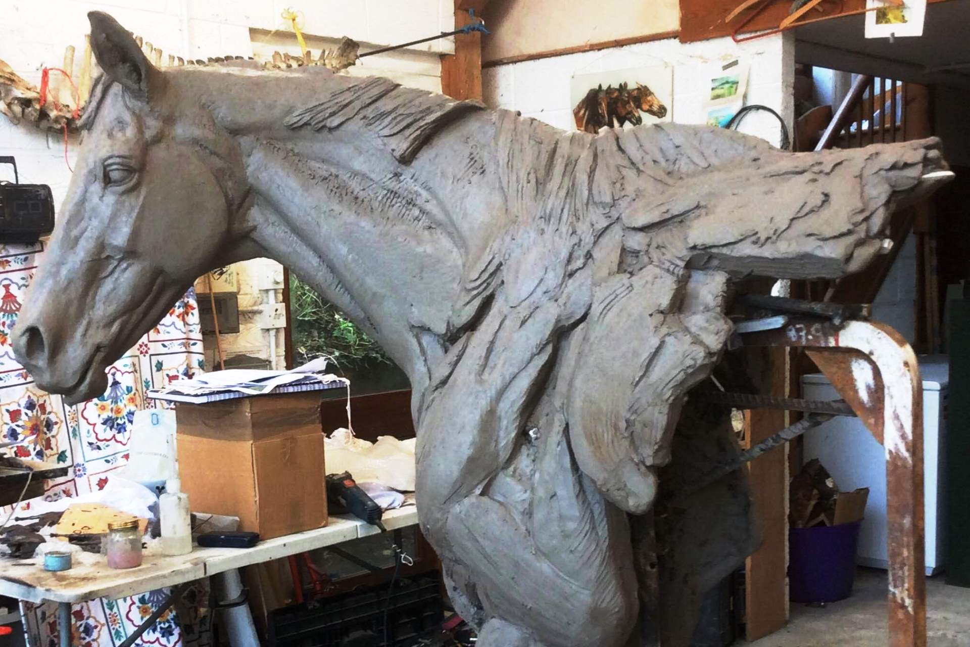 Judy Boyt Horse Sculpture Hasili